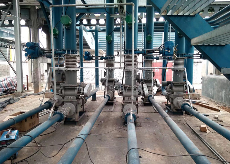 冠德消石灰氣力連續噴射輸送泵現場 冠德消石灰氣力連續噴射輸送泵現場